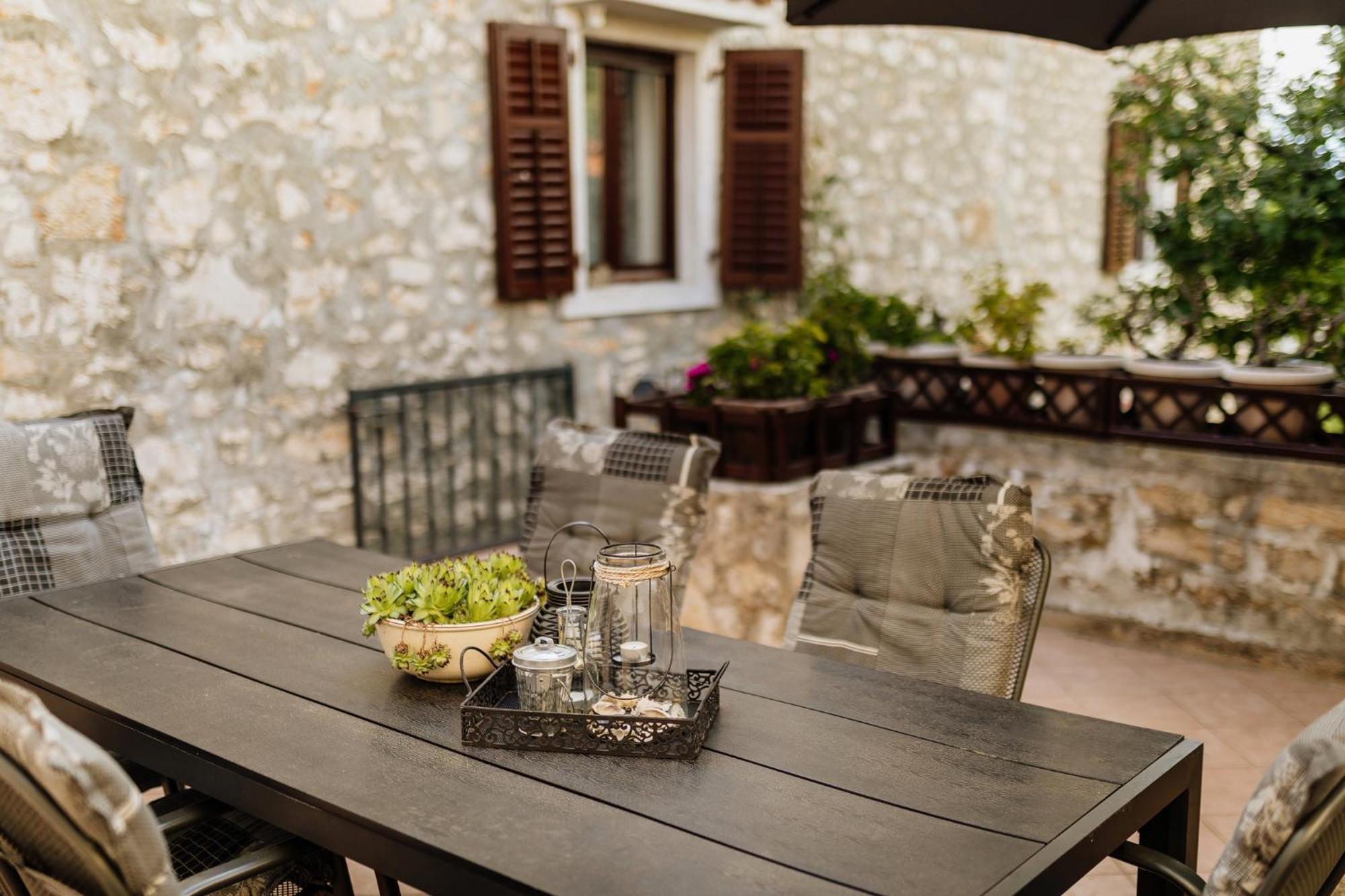 Apartments Mirna Stress Free Babici Kültér fotó